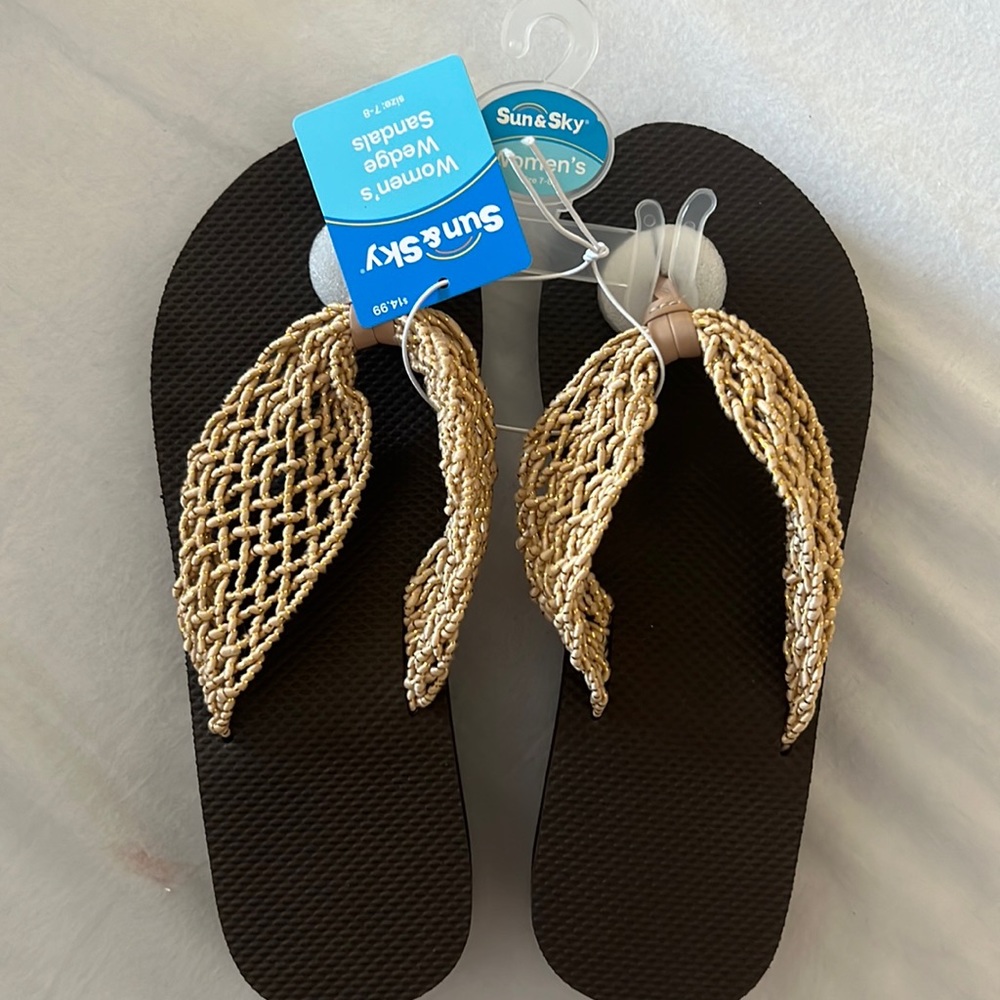 Sun & Sky Women's Wedge Sandals Size 7-8 Brown Woven Thong